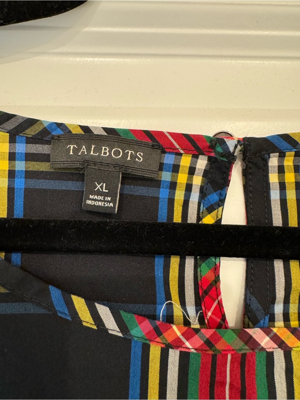 Talbots Navy Top with Multicolor Plaid Trim - XL - Picture 6 of 11